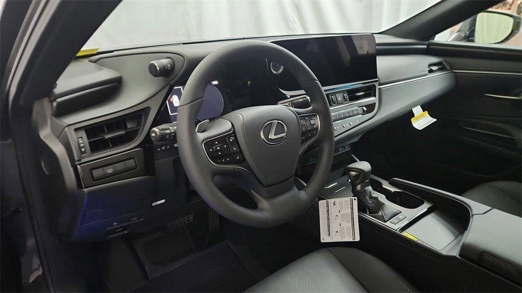 new 2025 Lexus ES 300h car, priced at $51,564
