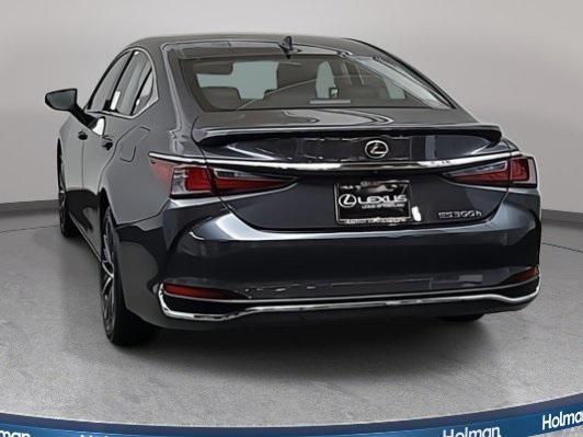 new 2025 Lexus ES 300h car, priced at $51,564