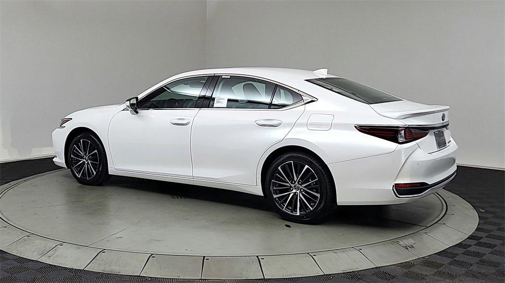 new 2025 Lexus ES 300h car, priced at $49,514