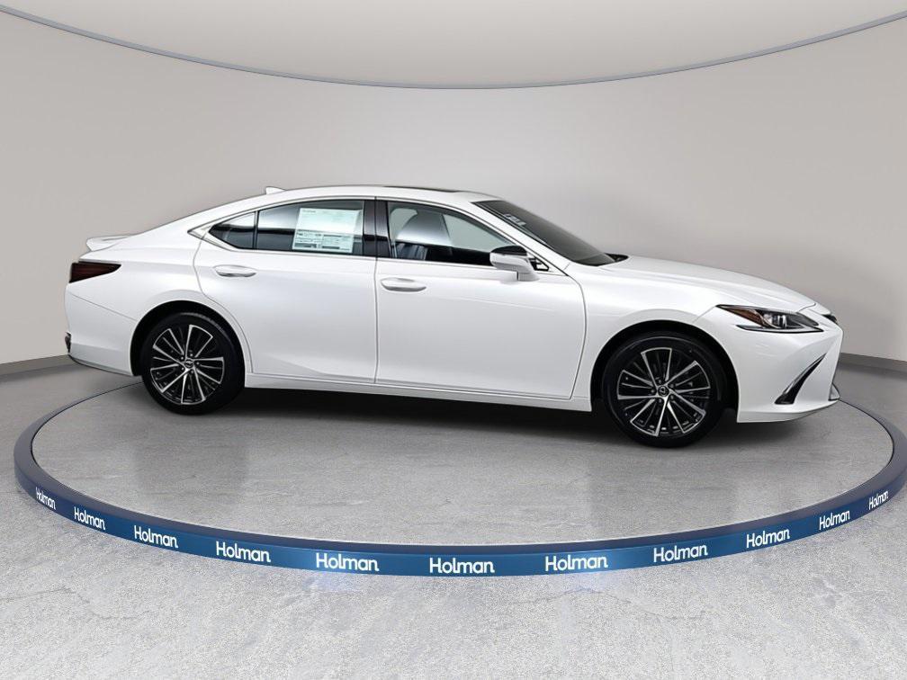 new 2025 Lexus ES 300h car, priced at $49,514