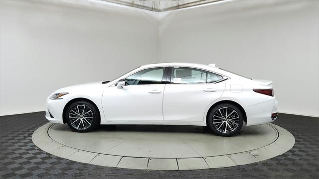 new 2025 Lexus ES 300h car, priced at $49,314