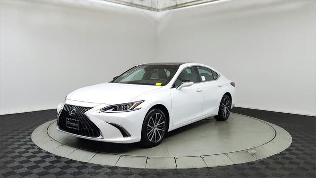 new 2025 Lexus ES 350 car, priced at $50,044