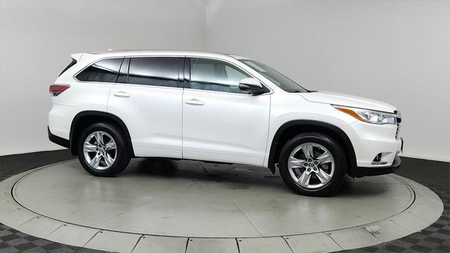 used 2016 Toyota Highlander Hybrid car, priced at $25,995