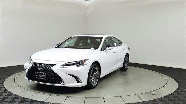 new 2025 Lexus ES 300h car, priced at $56,720