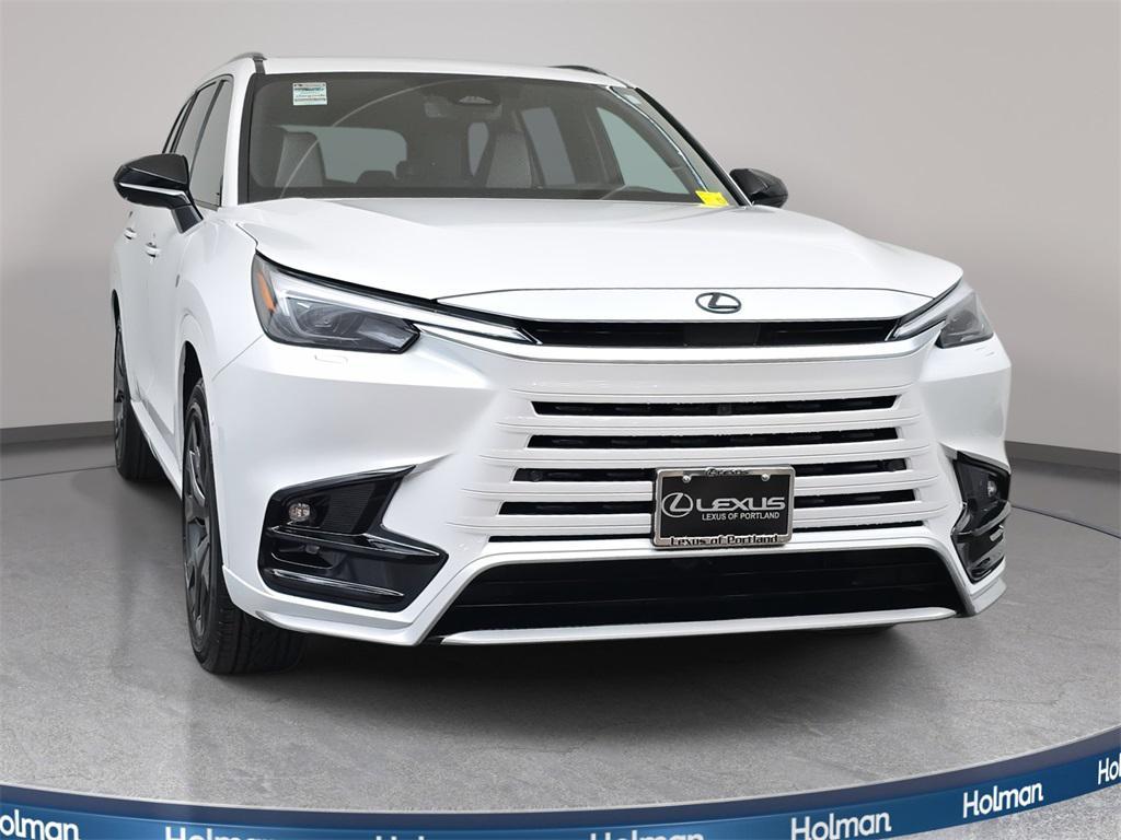 new 2026 Lexus TX 500h car, priced at $77,582