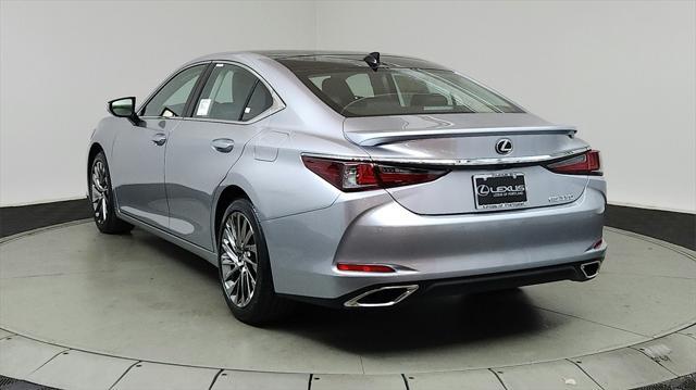 new 2025 Lexus ES 350 car, priced at $55,619