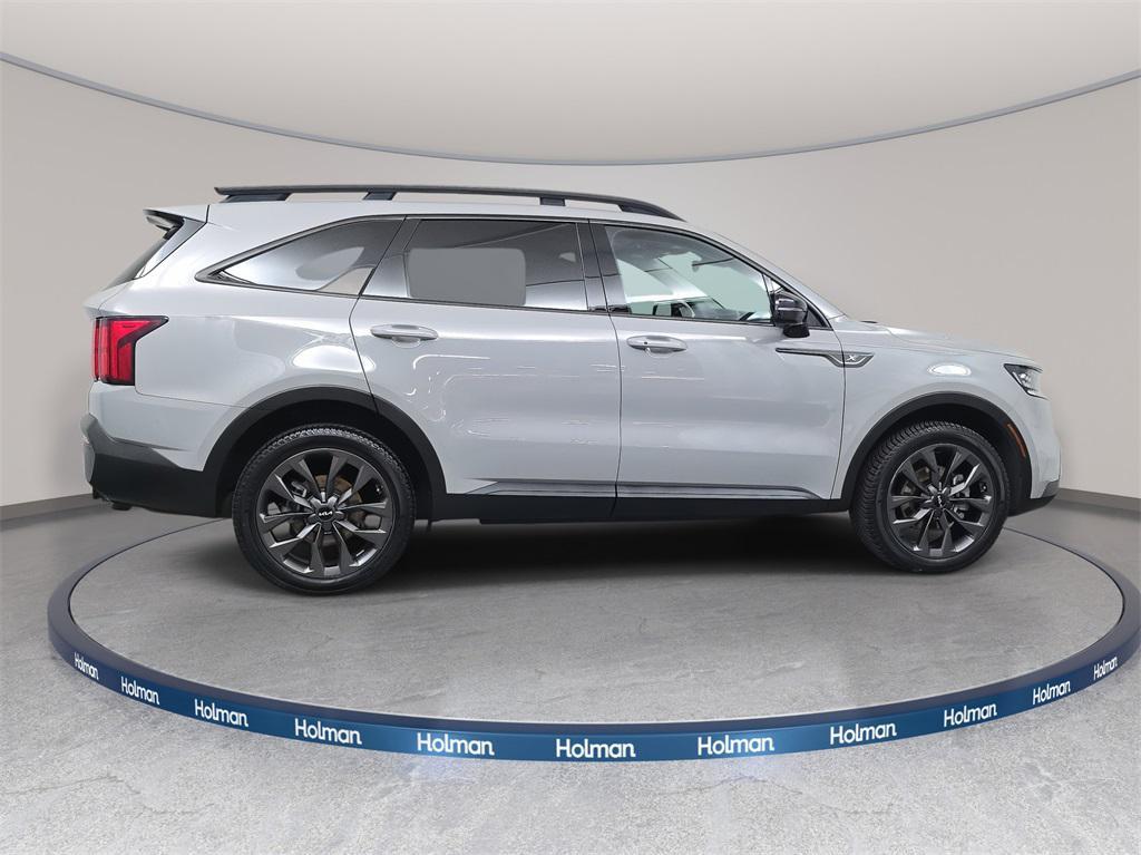 used 2022 Kia Sorento car, priced at $28,699