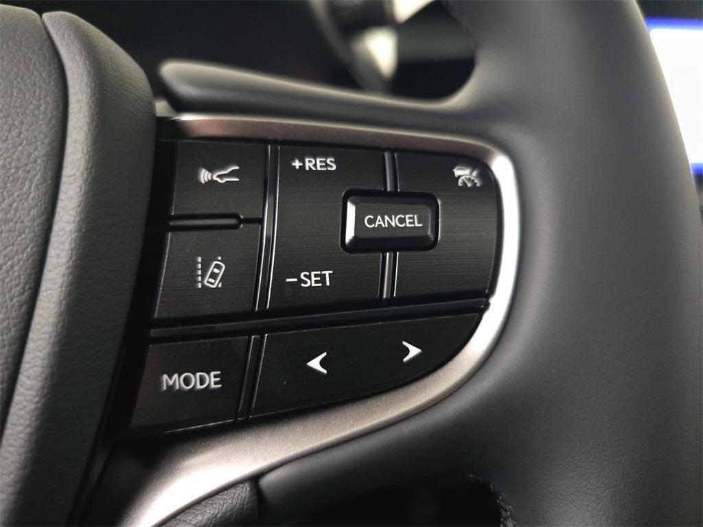 new 2025 Lexus ES 350 car, priced at $47,794