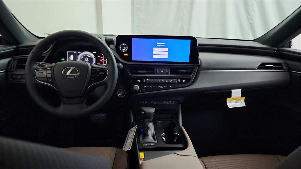 new 2025 Lexus ES 300h car, priced at $50,544