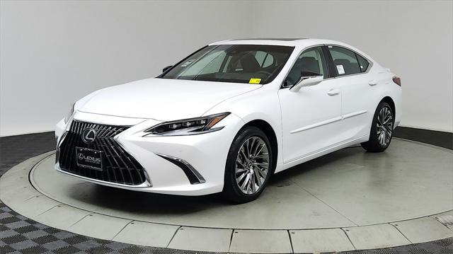 new 2025 Lexus ES 300h car, priced at $57,739