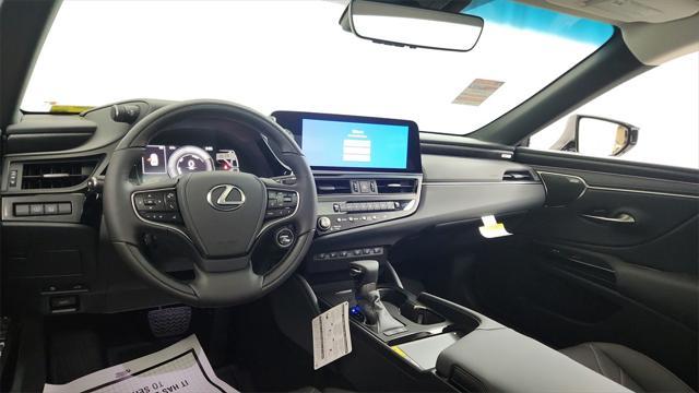 new 2025 Lexus ES 300h car, priced at $57,739