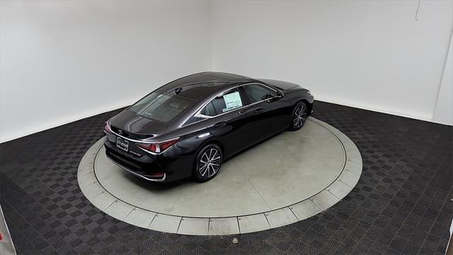 new 2024 Lexus ES 250 car, priced at $49,465