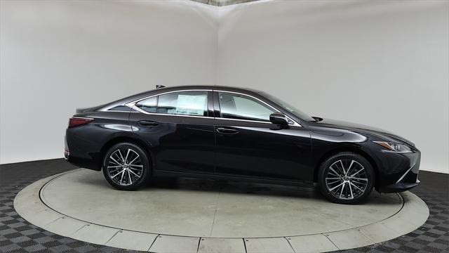 new 2024 Lexus ES 250 car, priced at $49,465