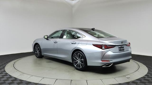 new 2025 Lexus ES 350 car, priced at $50,044