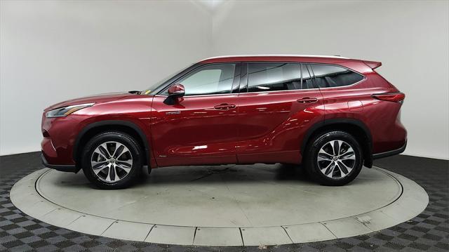 used 2021 Toyota Highlander Hybrid car, priced at $39,200