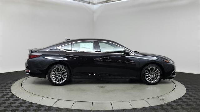 new 2025 Lexus ES 300h car, priced at $56,674