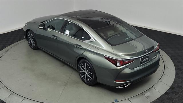 new 2025 Lexus ES 350 car, priced at $49,370