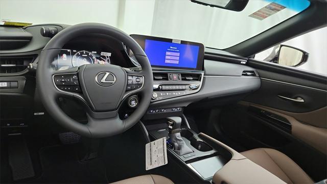 new 2025 Lexus ES 350 car, priced at $49,370