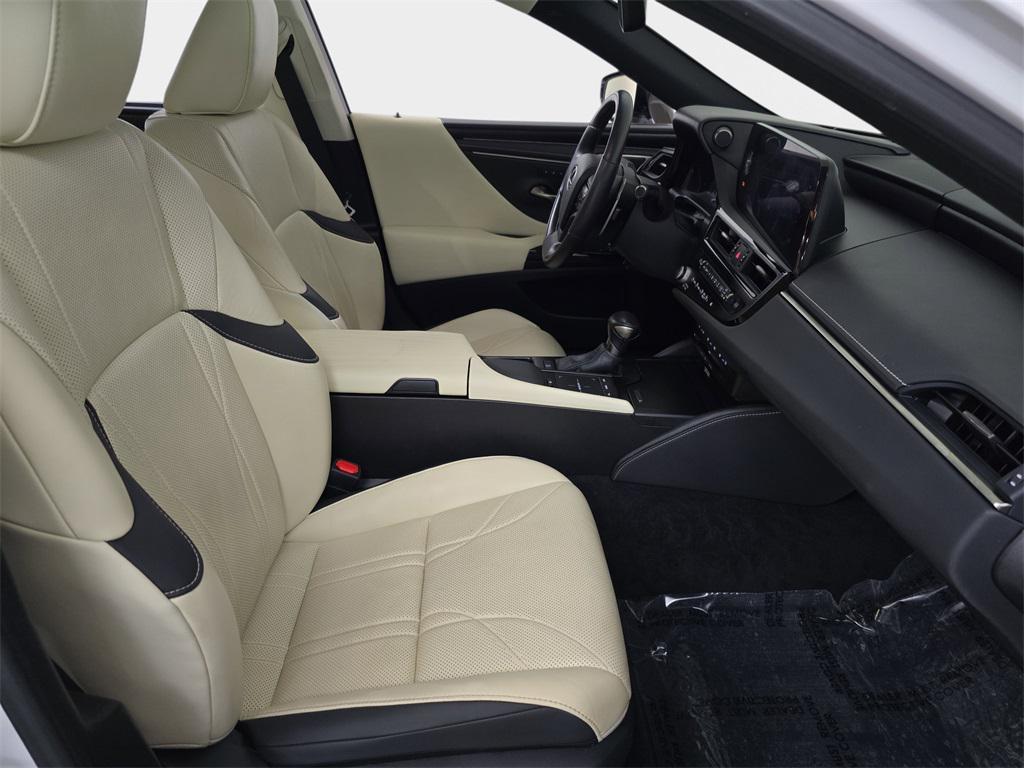 used 2022 Lexus ES 350 car, priced at $34,499