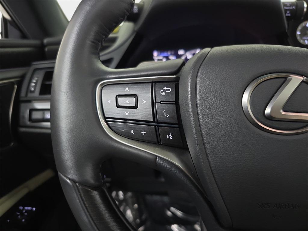 used 2022 Lexus ES 350 car, priced at $34,499