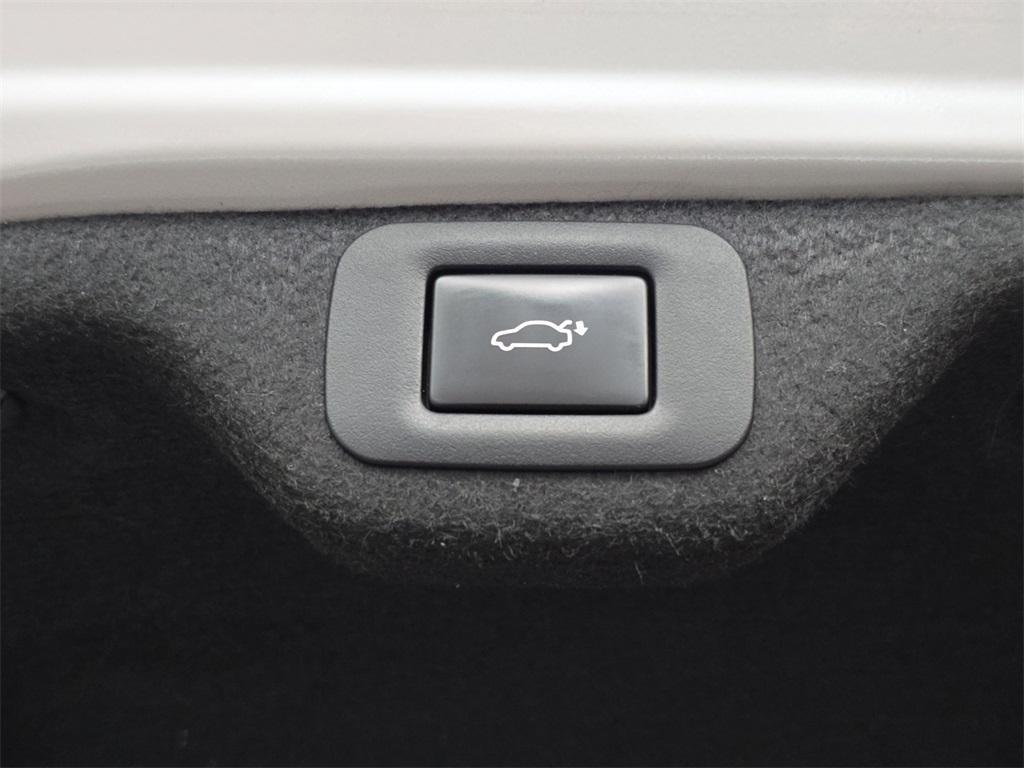 used 2022 Lexus ES 350 car, priced at $34,499