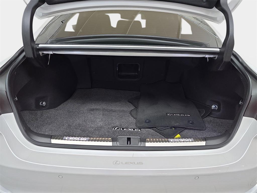used 2022 Lexus ES 350 car, priced at $34,499