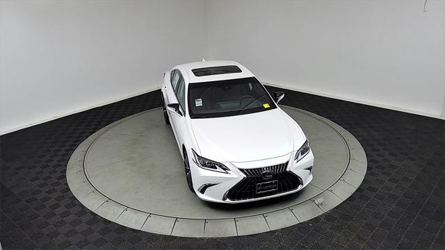 new 2024 Lexus ES 250 car, priced at $49,320