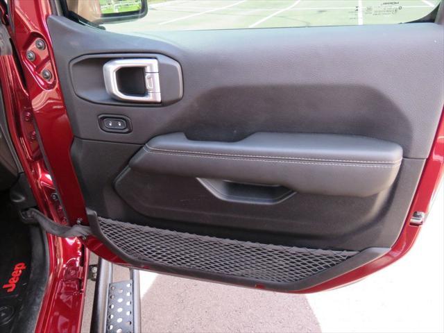 used 2021 Jeep Gladiator car, priced at $32,990