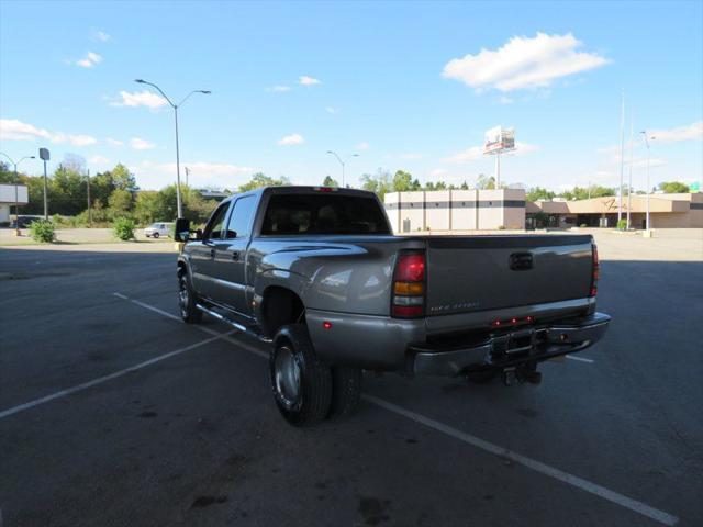 used 2006 Chevrolet Silverado 3500 car, priced at $25,890