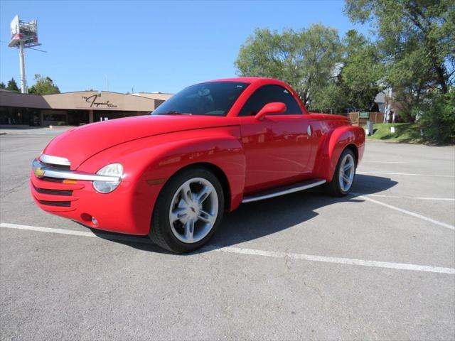 used 2004 Chevrolet SSR car, priced at $23,990