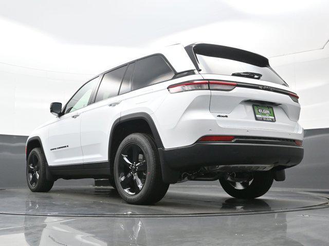 new 2025 Jeep Grand Cherokee car, priced at $40,189