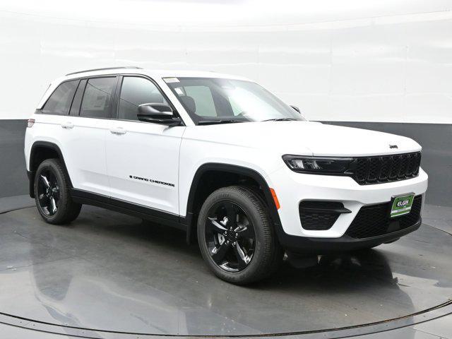 new 2025 Jeep Grand Cherokee car, priced at $49,200