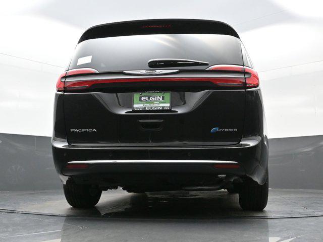 new 2025 Chrysler Pacifica Hybrid car, priced at $46,965