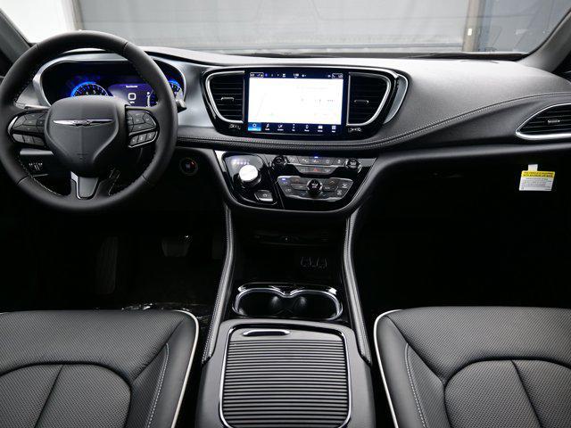 new 2025 Chrysler Pacifica car, priced at $53,892