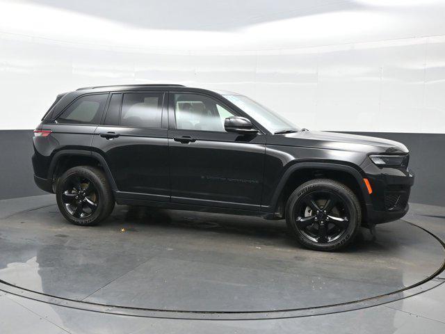 used 2024 Jeep Grand Cherokee car, priced at $32,490