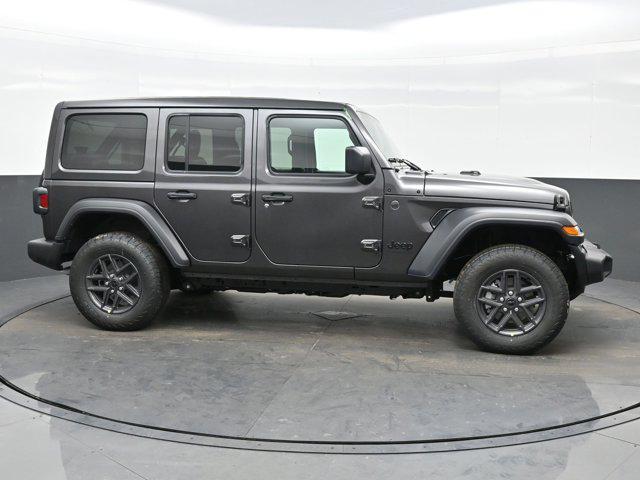 new 2025 Jeep Wrangler car, priced at $43,615