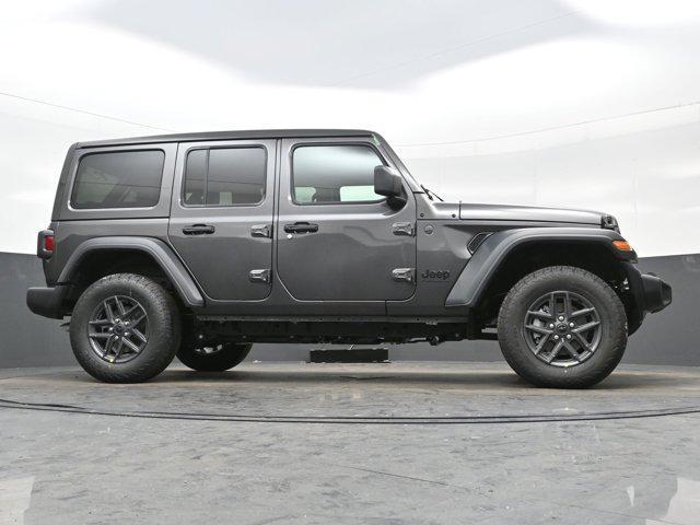 new 2025 Jeep Wrangler car, priced at $43,615