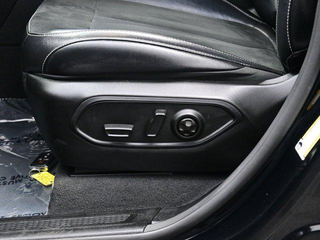 used 2023 Jeep Grand Cherokee car, priced at $29,990