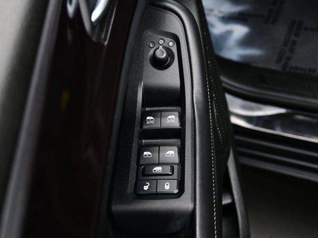 used 2023 Jeep Grand Cherokee car, priced at $29,990
