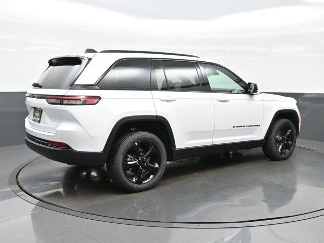 new 2025 Jeep Grand Cherokee car, priced at $35,681