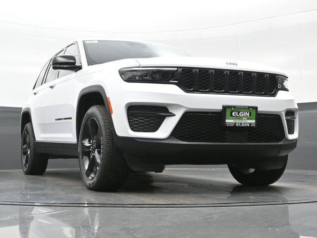 new 2025 Jeep Grand Cherokee car, priced at $40,211