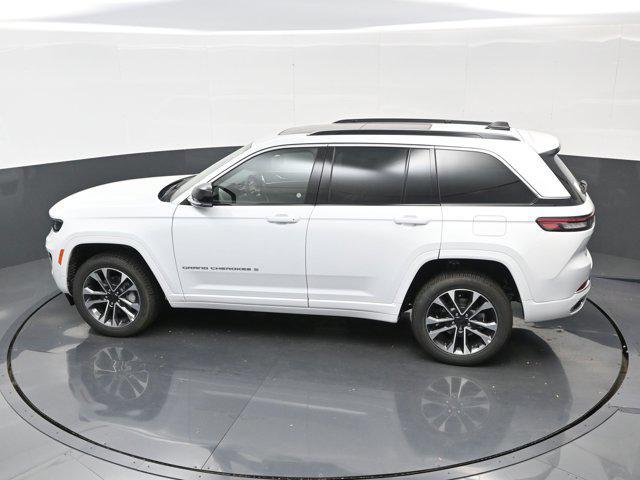 new 2025 Jeep Grand Cherokee car, priced at $61,575