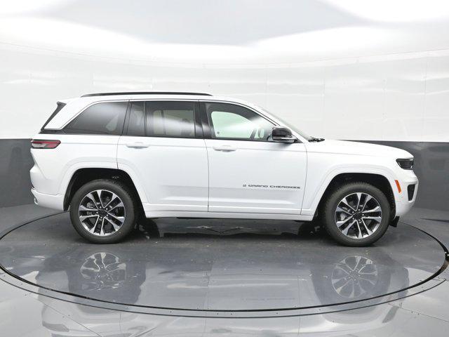 new 2025 Jeep Grand Cherokee car, priced at $61,575