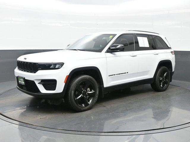 used 2023 Jeep Grand Cherokee car, priced at $28,490