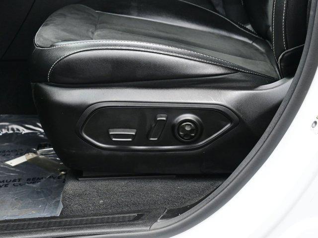 used 2023 Jeep Grand Cherokee car, priced at $29,990