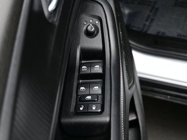 used 2023 Jeep Grand Cherokee car, priced at $29,990