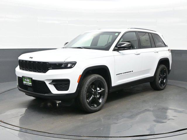new 2025 Jeep Grand Cherokee car, priced at $37,681