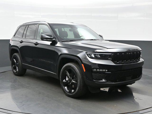 new 2025 Jeep Grand Cherokee car, priced at $46,605