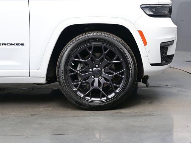 used 2024 Jeep Grand Cherokee L car, priced at $55,590