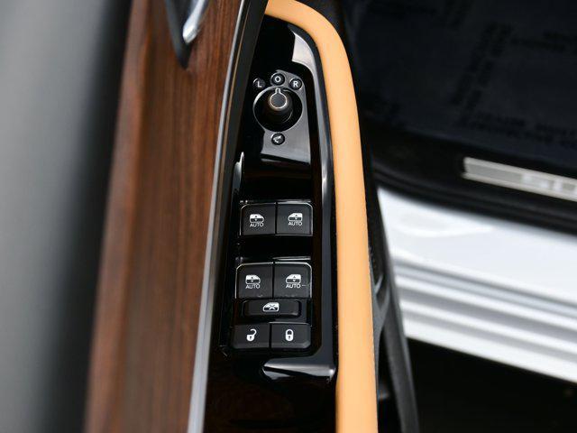 used 2024 Jeep Grand Cherokee L car, priced at $55,590